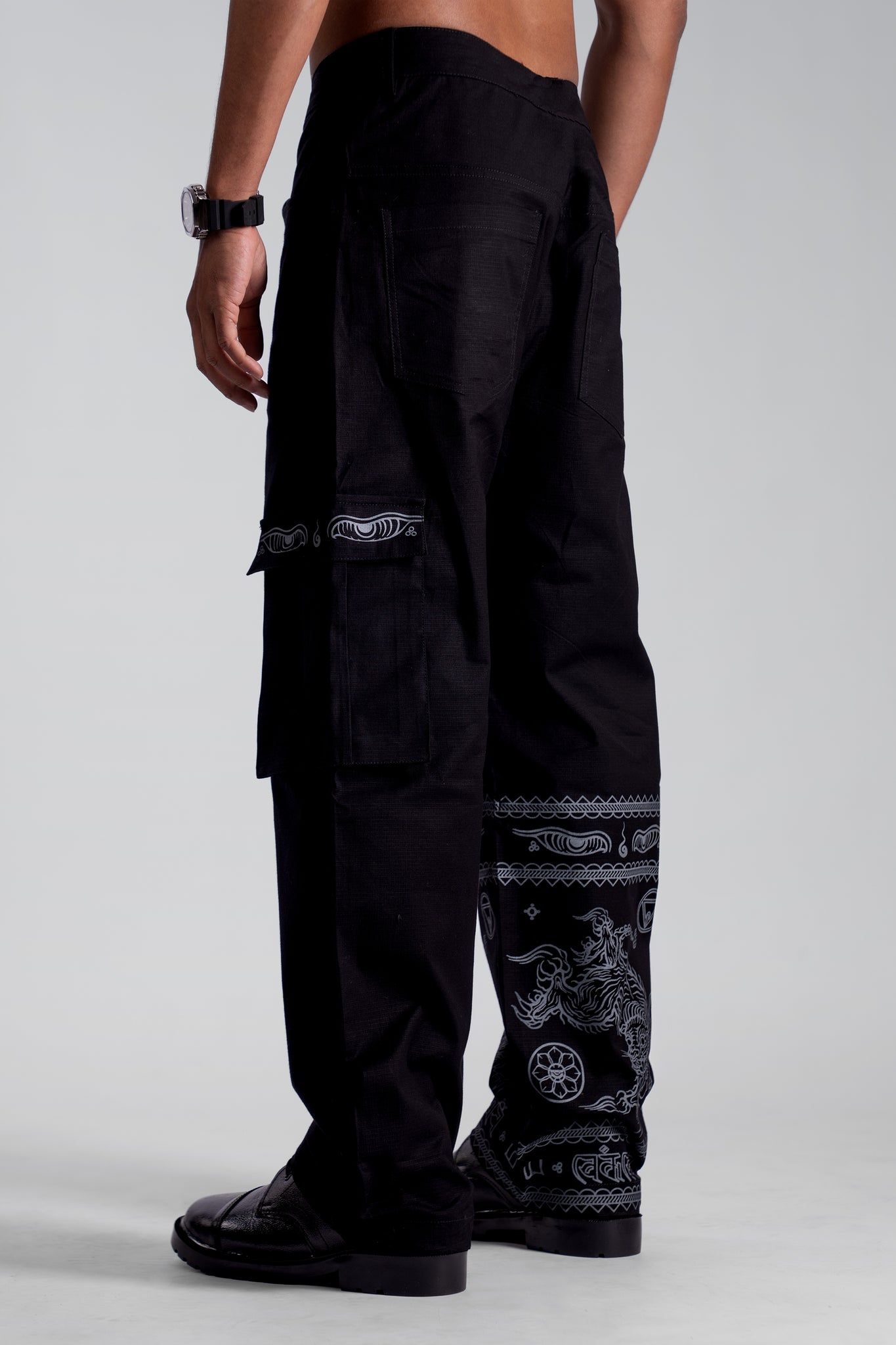 Gaya Noir Pants