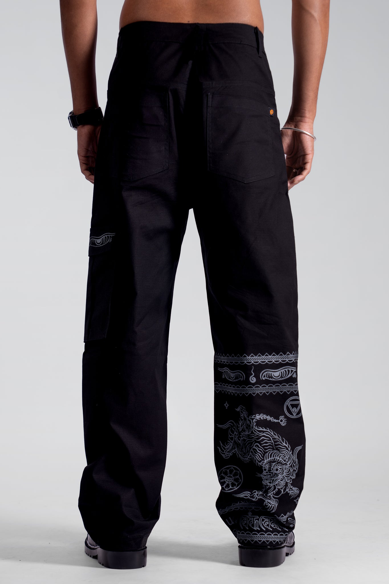 Gaya Noir Pants